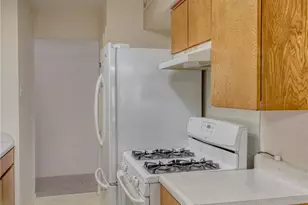 4649 Western Oaks Dr, Dallas, TX 75211 - Photo 18