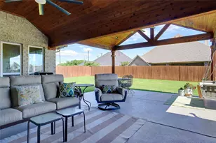 1456 Silent Springs Dr, Fort Worth, TX 76052 - Photo 24