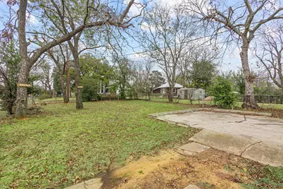 531 W Bullock Street, Denison, TX 75020 - Photo 26
