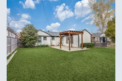 2817 Ryan Place Drive, Fort Worth, TX 76110 - Photo 12