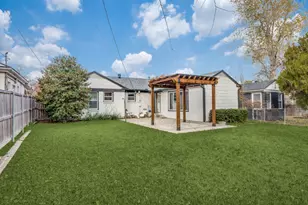 2817 Ryan Pl Dr, Fort Worth, TX 76110 - Photo 12