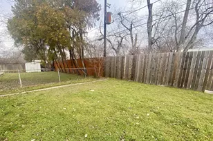 2817 Ryan Pl Dr, Fort Worth, TX 76110 - Photo 14