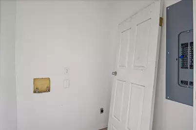 4628 Burton Avenue, Fort Worth, TX 76105 - Photo 16