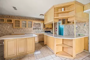 4628 Burton Ave, Fort Worth, TX 76105 - Photo 8