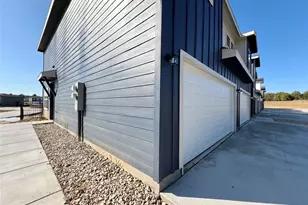 3501 E Renfro St, Burleson, TX 76028 - Photo 2