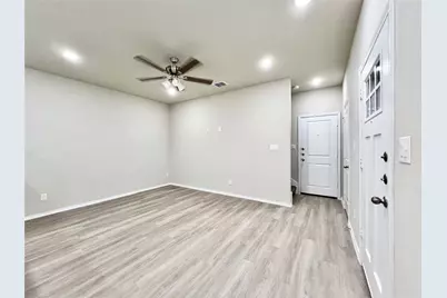 3501 E Renfro Street #407, Burleson, TX 76028 - Photo 4