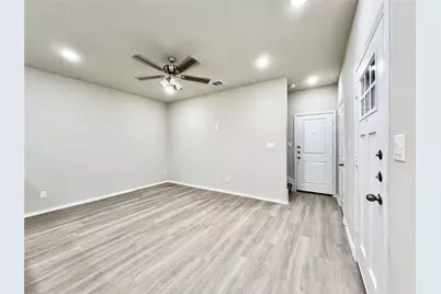 3501 E Renfro Street #407, Burleson, TX 76028 - Photo 4