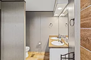 3210 Robinhood Dr, Granbury, TX 76048 - Photo 26