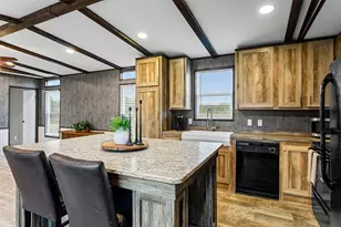 3210 Robinhood Dr, Granbury, TX 76048 - Photo 20