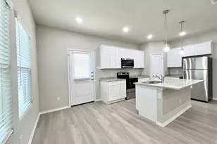 3501 E Renfro St, Burleson, TX 76028 - Photo 4