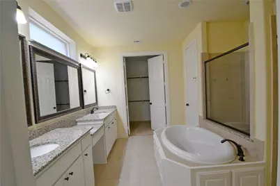 1031 River Rock Way, Carrollton, TX 75010 - Photo 28