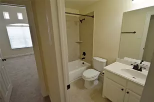 1031 River Rock Way, Carrollton, TX 75010 - Photo 18