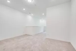 9915 Schramm St, Irving, TX 75063 - Photo 10