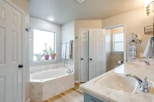 12566 Drexler Ct, Fort Worth, TX 76126 - Photo 12