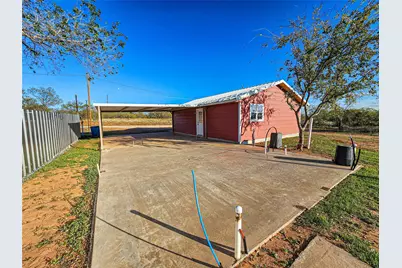 1618 Roberts Street, Sweetwater, TX 79556 - Photo 8