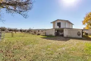 364 Wonder Dr, Springtown, TX 76082 - Photo 36