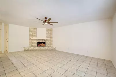 125 W Way Drive, Allen, TX 75002 - Photo 4