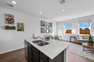 6922 Vining Dr, Princeton, TX 75407 - Photo 2