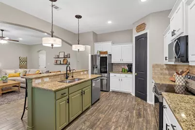 3103 White Horse Court, Granbury, TX 76049 - Photo 10