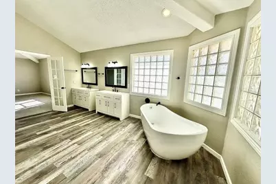 1069 Vista Hermosa Drive, Eagle Pass, TX 78852 - Photo 8