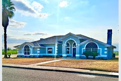 1069 Vista Hermosa Drive, Eagle Pass, TX 78852 - Photo 1