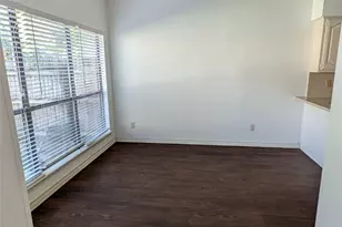 304 Benjamin St, Denton, TX 76207 - Photo 2