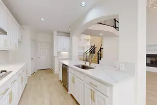 8709 Thompson Dr, Lantana, TX 76226 - Photo 6