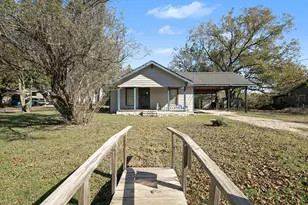 501 S College St, Itasca, TX 76055 - Photo 2