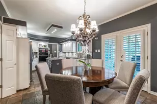 2400 Wild Rose Ct, Arlington, TX 76006 - Photo 10