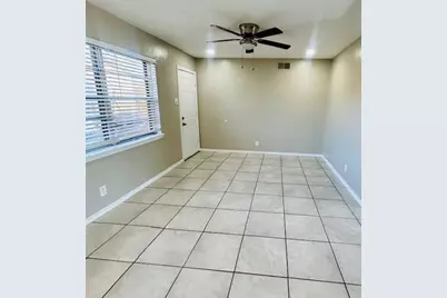 527 Aspen Street, Lancaster, TX 75134 - Photo 6