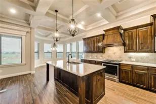 1205 Prestwick Ct, Granbury, TX 76048 - Photo 2