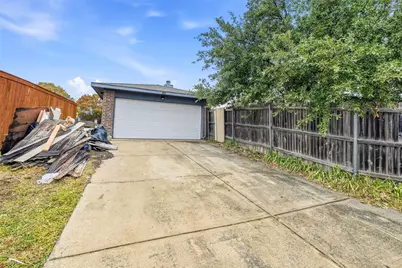 1746 Glencairn, Lewisville, TX 75067 - Photo 28