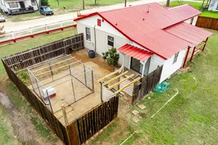 603 Eagle Dr, Eddy, TX 76524 - Photo 22