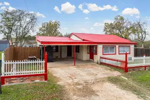603 Eagle Dr, Eddy, TX 76524 - Photo 2