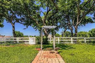 9310 Merritt Rd, Rowlett, TX 75089 - Photo 22