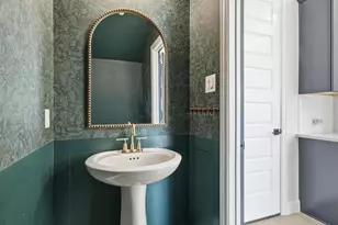 4413 Murphy Ln, Carrollton, TX 75010 - Photo 10