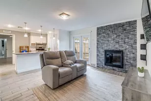 3645 Warick Dr, Dallas, TX 75229 - Photo 6