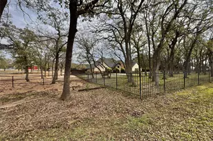 245 Spring Creek Ct, Paradise, TX 76073 - Photo 38