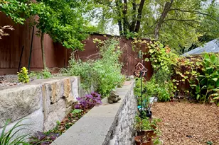 327 Kahala Dr, Dallas, TX 75218 - Photo 38