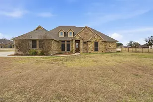 138 Atlee Dr, Weatherford, TX 76087 - Photo 1