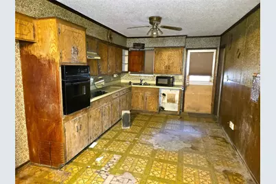 110 Red Bud Road, Gun Barrel City, TX 75156 - Photo 12