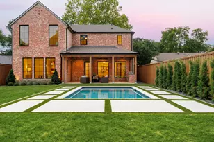 6549 Trammel Dr, Dallas, TX 75214 - Photo 2