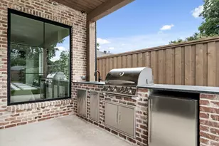 6549 Trammel Dr, Dallas, TX 75214 - Photo 32
