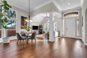 10319 Donley Dr, Irving, TX 75063 - Photo 2