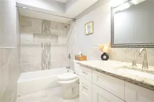 1610 St James Dr, Carrollton, TX 75007 - Photo 12
