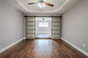 1610 St James Dr, Carrollton, TX 75007 - Photo 16