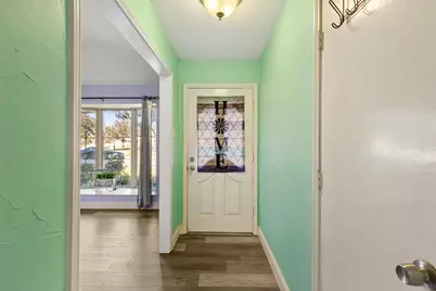 1924 Robin Meadow Drive, Carrollton, TX 75007 - Photo 4