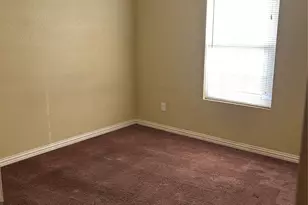 3717 N Crump St, Fort Worth, TX 76106 - Photo 4
