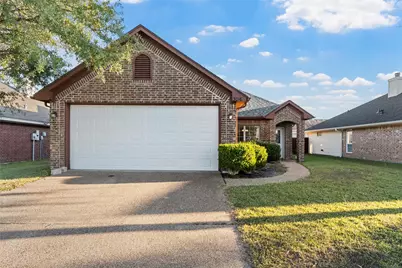 3016 Andalusian Lane, Robinson, TX 76706 - Photo 2