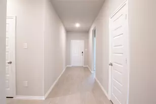 951 Hurstwood Dr, Van Alstyne, TX 75495 - Photo 6